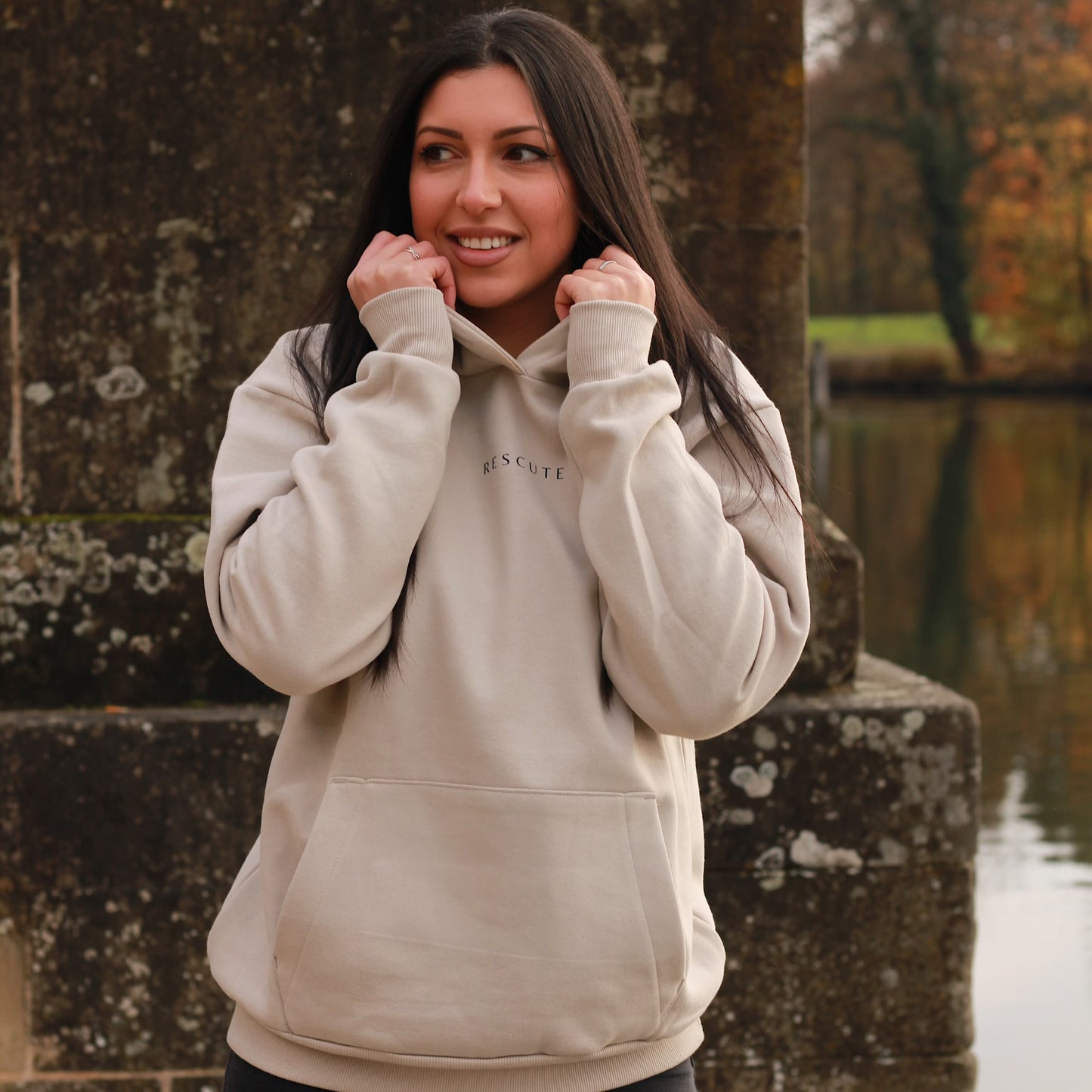 Statement Hoodie Premium