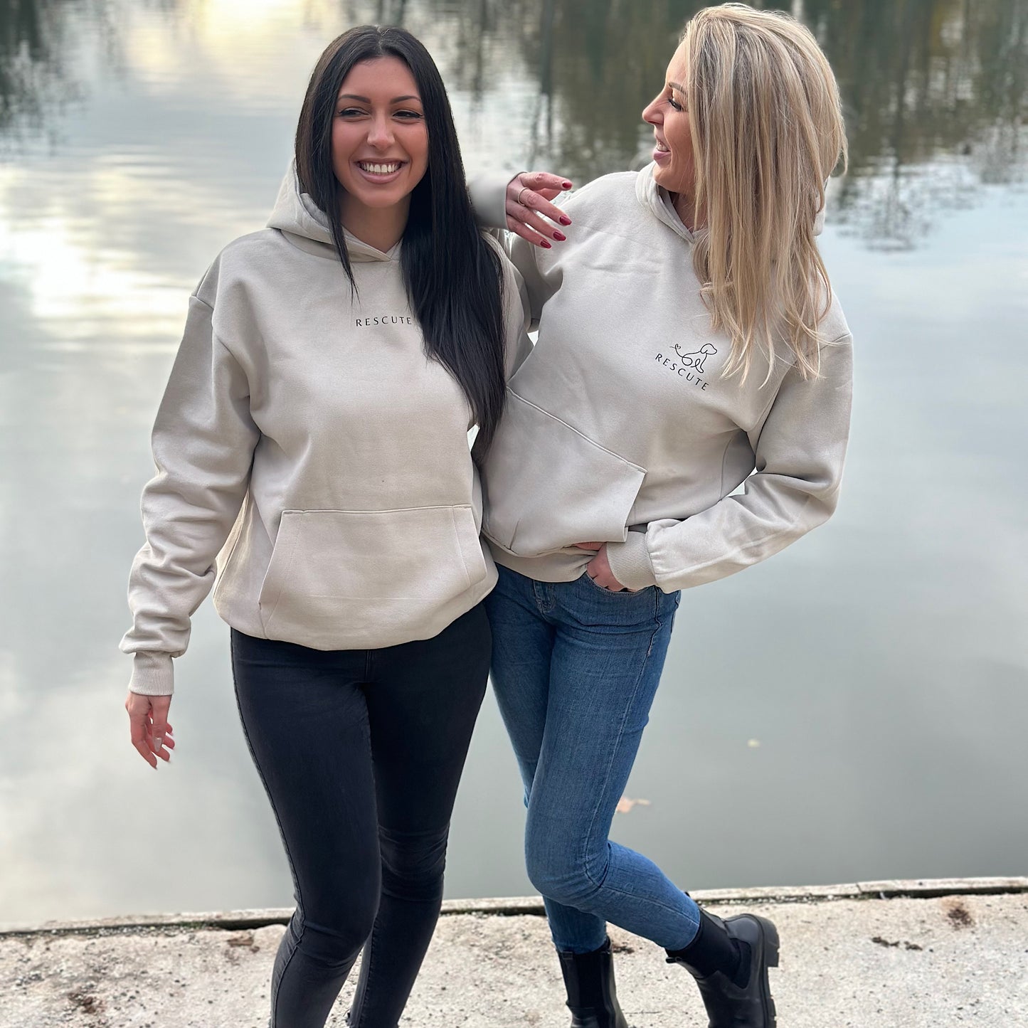 Statement Hoodie Premium