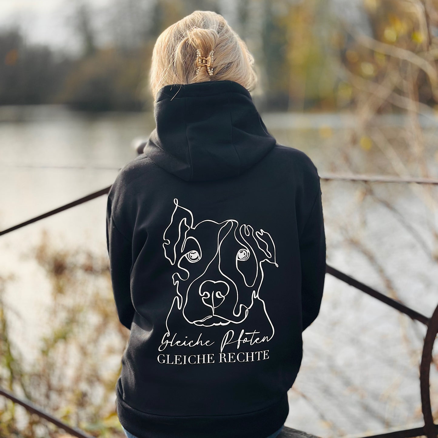 Statement Hoodie Premium